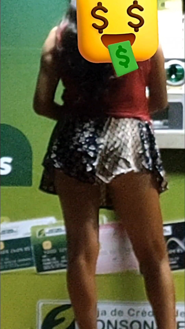 En la calle: Minifustă pe stradă