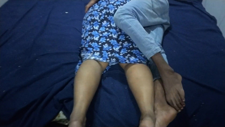 Tamil lesbian: タミル人の友達のグループセックス