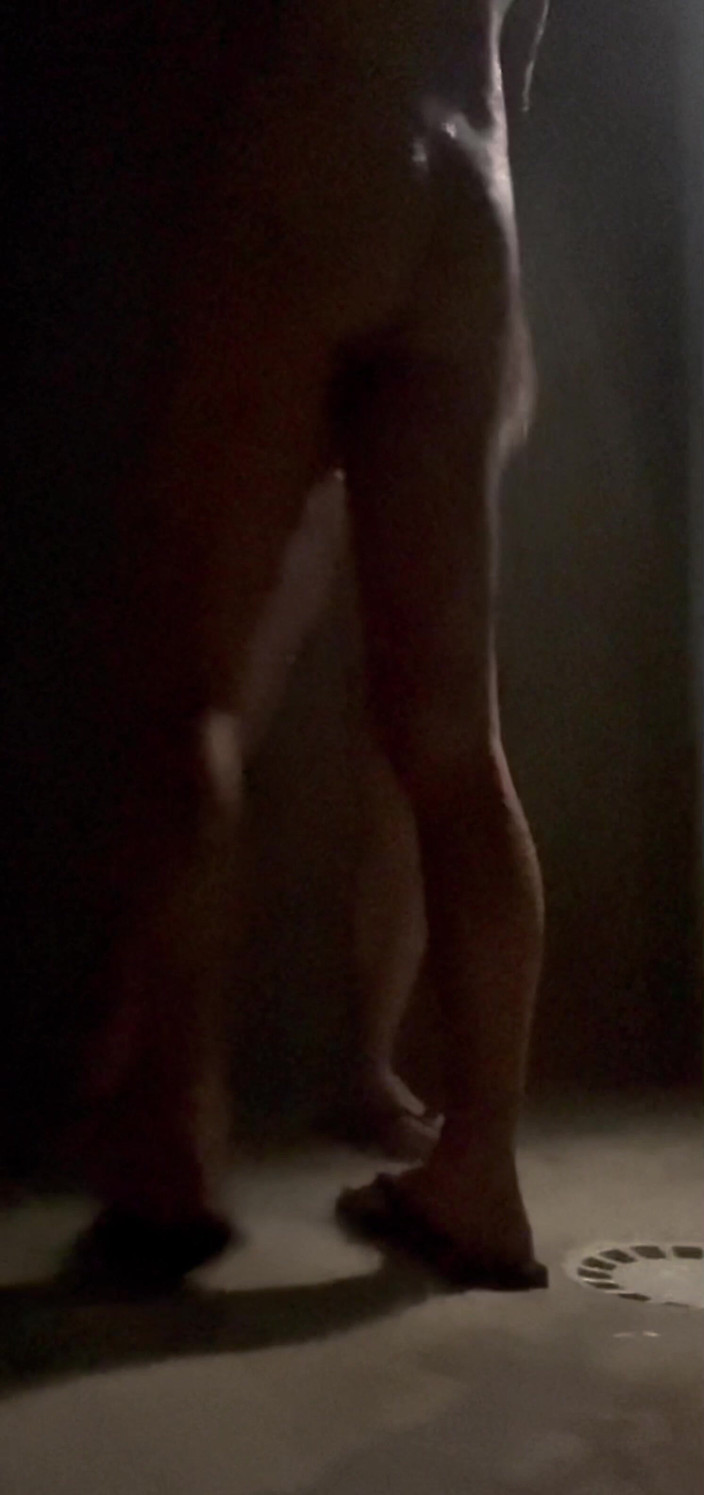 AmateurBoysPissing: Caught a Twink's Nice Ass and and a Guy Pissing...