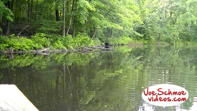 Joe Schmoe: Au bord du lac avec Eric bien monté