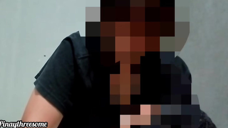 Pinay Threesome: Філіппінка вірусне відео