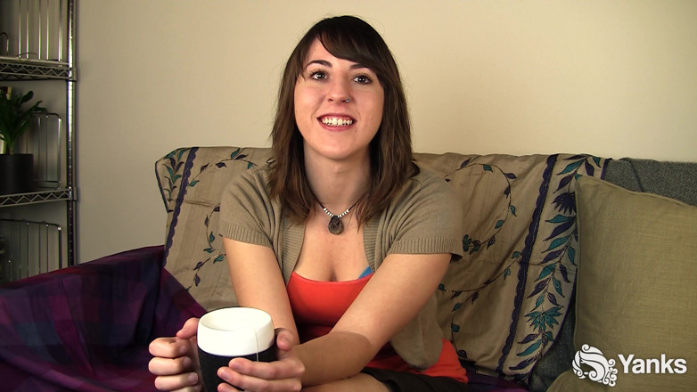 Yanks: Vibrating Hairy Wet Pussy on the Sofa with Cutie Amber...
