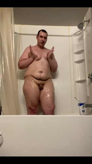 CosmicJones88: Quick Shower;)