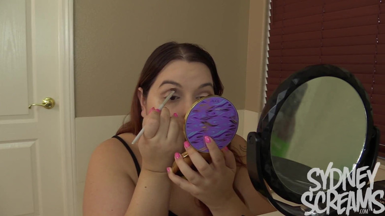 Sydney screams fetish: Makeup Application - HD Wmv