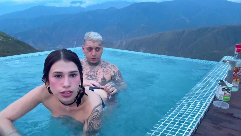 Katty Blake: L'appuntamento Di Tinder Termina Con Il Sesso All'aperto Con Il...