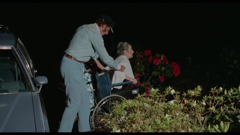 Bisco Birchwood Productions: Gorąca blondynka w Zabawie z lat 80-tych!