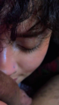 My Stepsister Is Disgusting, She Likes to Smell My Dick