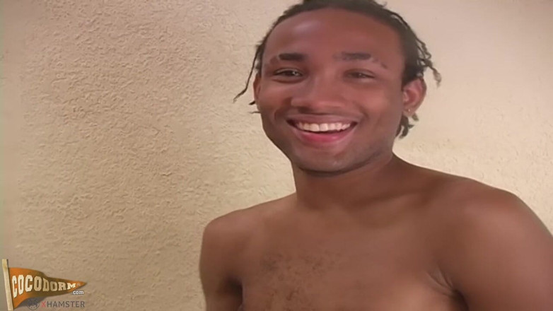CocoDorm: J Fizzo et London D