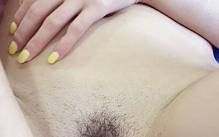 Lissa Ross: Futaiul meu sexy cu degetul