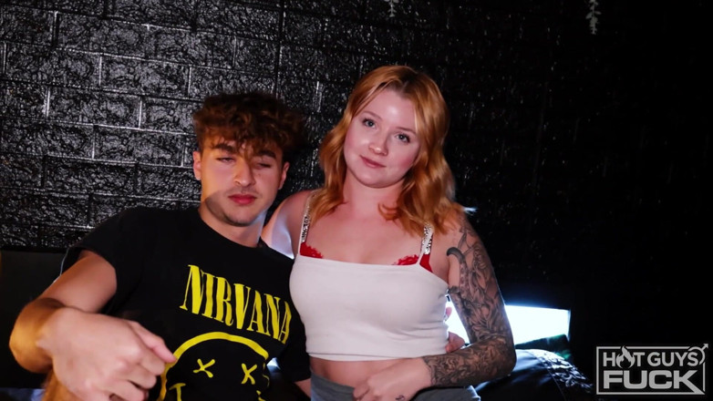 Hot Guys Fuck: Tatted Baddie berkongkek selepas kelab