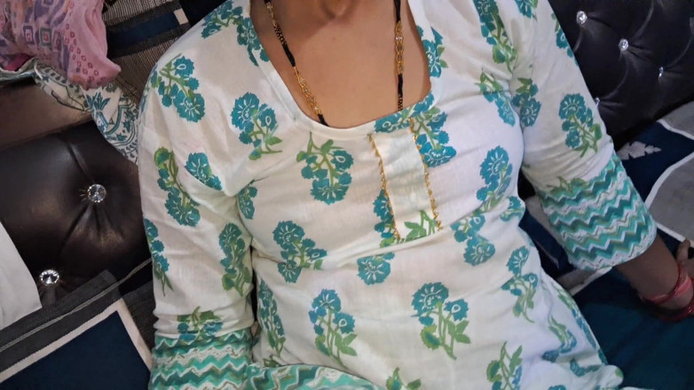 xshika: Indische desi bhabhi lutscht den schwanz des großen bruders, bekommt...