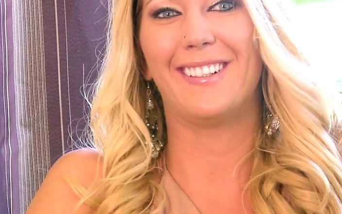 Crispy Teens: Sensual follada en citas 2
