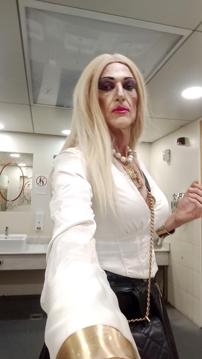 Tatiana Zorrita: Blondýna