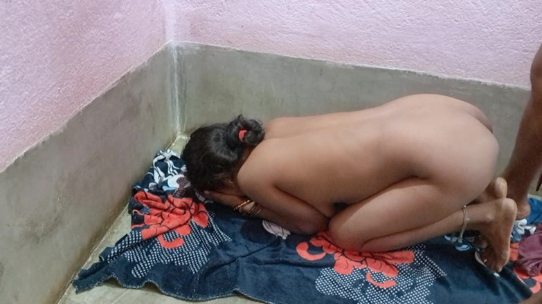 Sumaj: Indická sexy bhabhi šuká