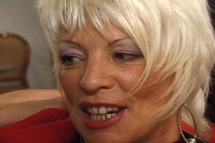 Monde Francais: Big Boobed French Cougar Wrecked in DP Threesome