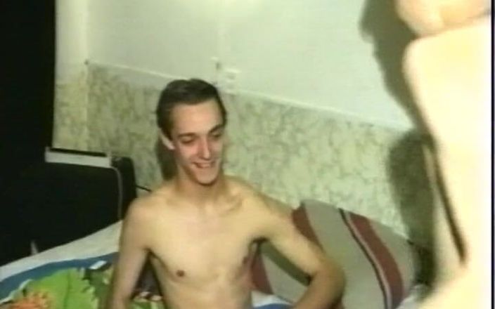 Gay RetroX VHS: Мужчины в первоначальном соединении No5