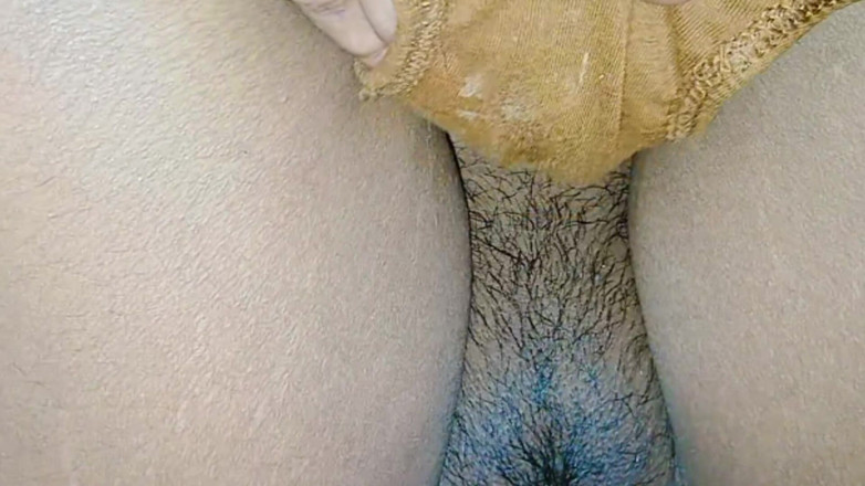 Graphic joy: Full HD, une belle-sœur baise avec son beau-frère dans sa...