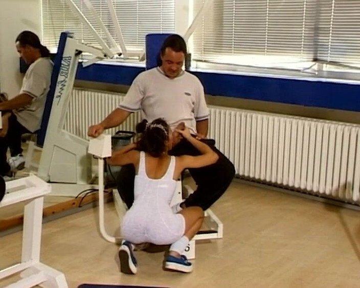 BB Video - Old School: Trio tedesco amatoriale teenager FMM ragazza bruna penetrazione profonda