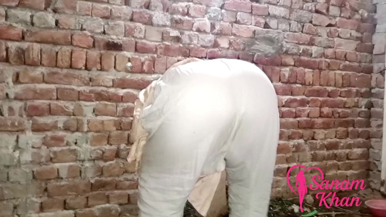 Sanamkhan: 틱토커 알리나 아마르 바이럴 섹스 비디오