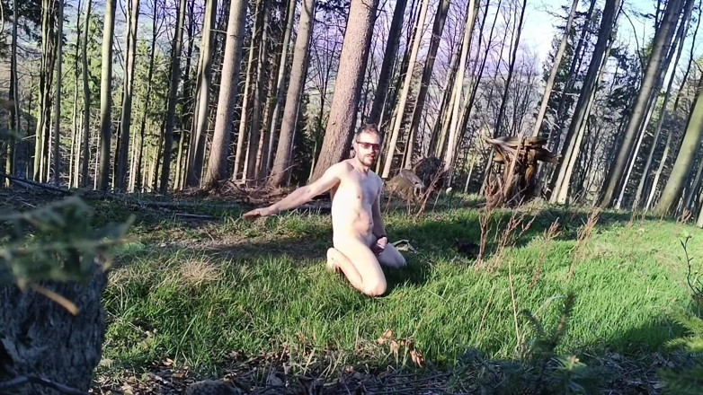 kickerscooter: Naked in Forest
