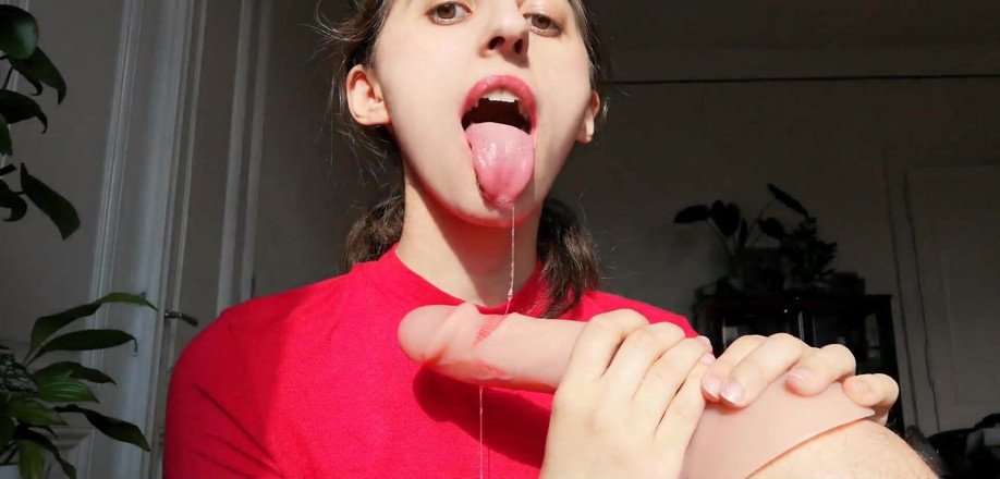 The Antichristrix: Desordenado lápiz labial mamada