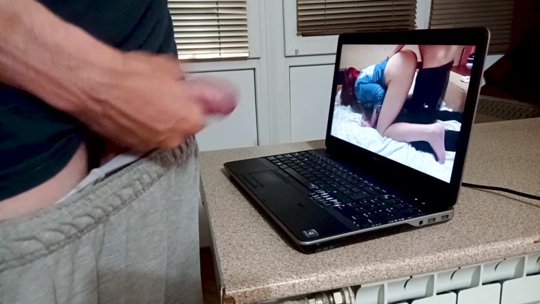 SweetAndFlow: Wife sent her husband a video of how she fucks...