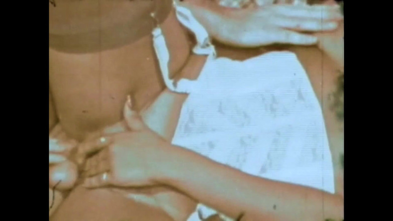 The Unforgettable: Vanessa Und Susan Genießen Den Penis