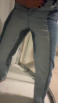 I Put on Blue Jeans and They Got Wet From My Squirt and It Looks so Beautiful! Look at My Horny Jeans