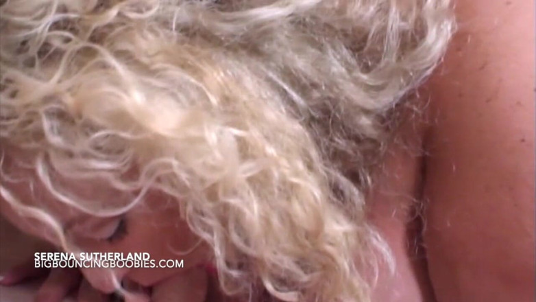 Big Bouncing Boobies: BBW Serena Sutherland gives head