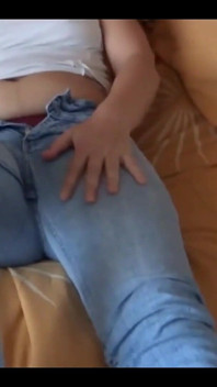 Můj přítel mě žádá, abych masturboval přede mnou