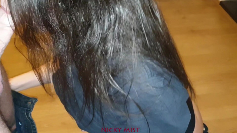 Nicky Mist: в трусики моєї зведеної сестри, поки батьків немає вдома