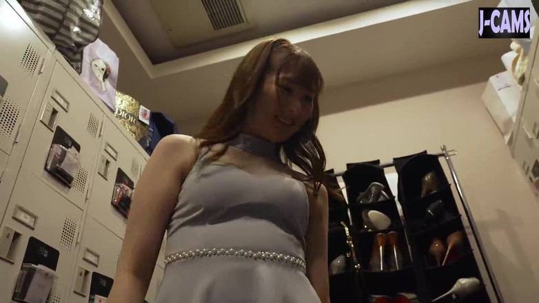 J-Cams: V Červeném záparu se Jun Suehiro pohybuje se zdrženlivým ohněm - 2