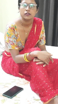 Indian Stepmom Fucked by Friends - Hindi Audio - Indian Desi Sexy Bhabi Fucked