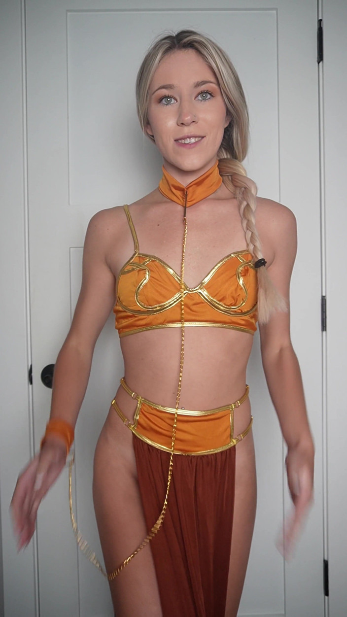 Keeks3005: Princess Leia Striptease