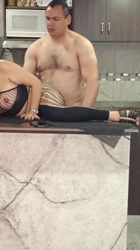 Aldatan latin orta yaşlı seksi kadın sabah beni azdırıyor ve döllendikten sonra dölleniyor