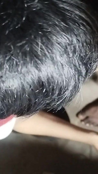 Un garçon suce une bite d’un ami, vidéo
