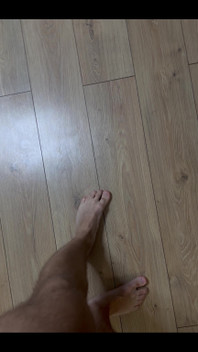 เท้า! เท้า! เท้า!