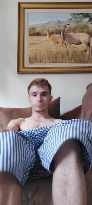 Tattoo guy 66: gebro akele maastarbeting.