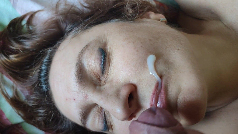 Mif: I Love Sucking Dick to My Work Colleagues