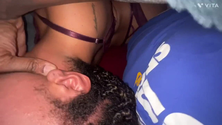 Fijii pornbox: Låt mig berätta en historia om vad en dans kan...