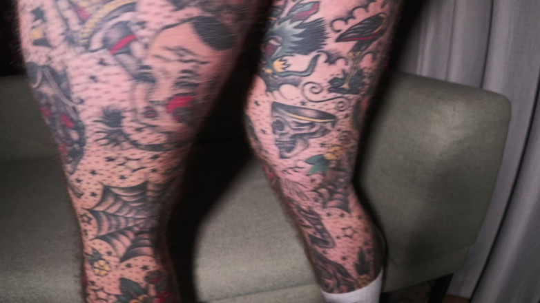 Tattooed Dom: Tattooed Dom Ass Worship Solo Countdown