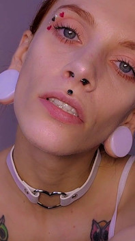 Bella Troia Mostra Il Suo Bel Viso
