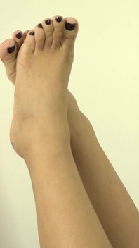 Slut MILF Gives Hot Footjob!