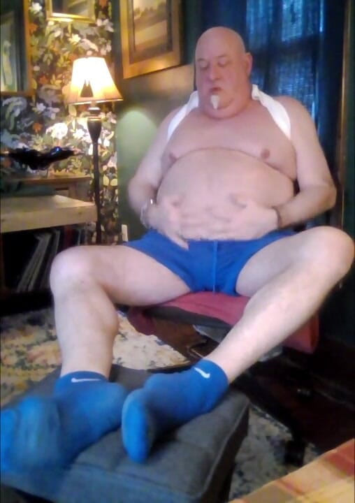 beardaddychub: Ayaklara boşalma!