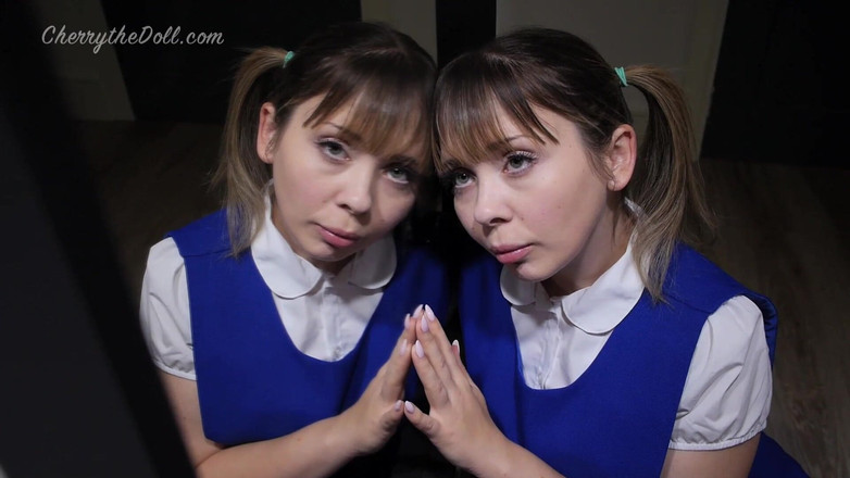 Cherry The Doll: Kembar Cermin Juga
