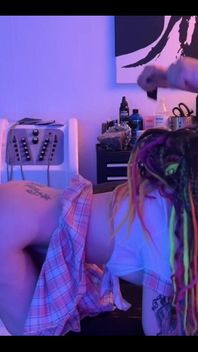 Staromodna dyscyplina tata daje mi klapsy nagie dno