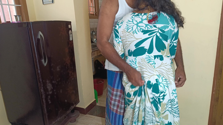 Laxi ammu: Étudiant