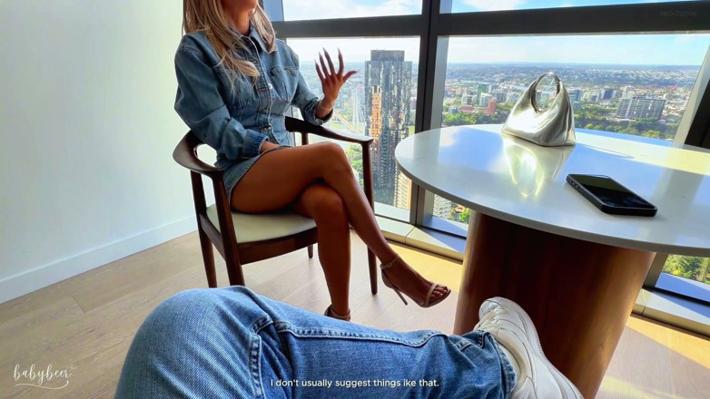 BabyBeer: Hot Pornstar Fucks the Real Estate Agent During the Viewing...