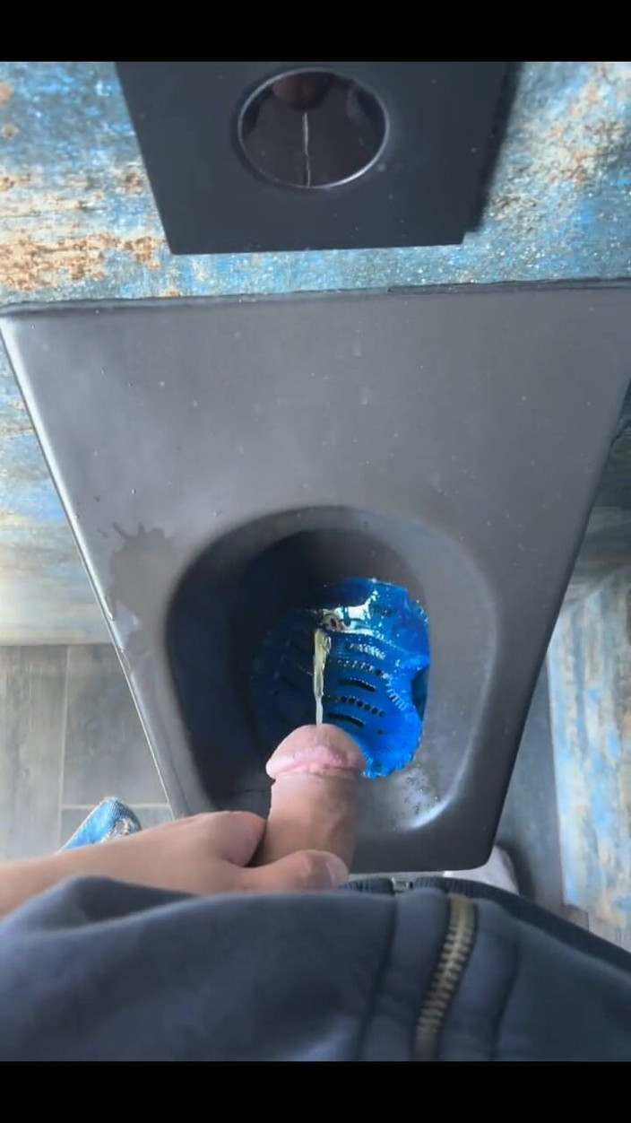 Hotlover1995x: Whoops
