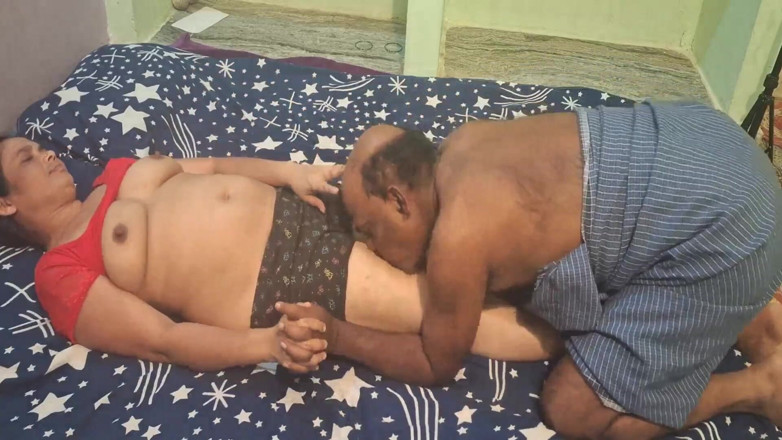 Sexy sindu: asli grihiniyon par seks